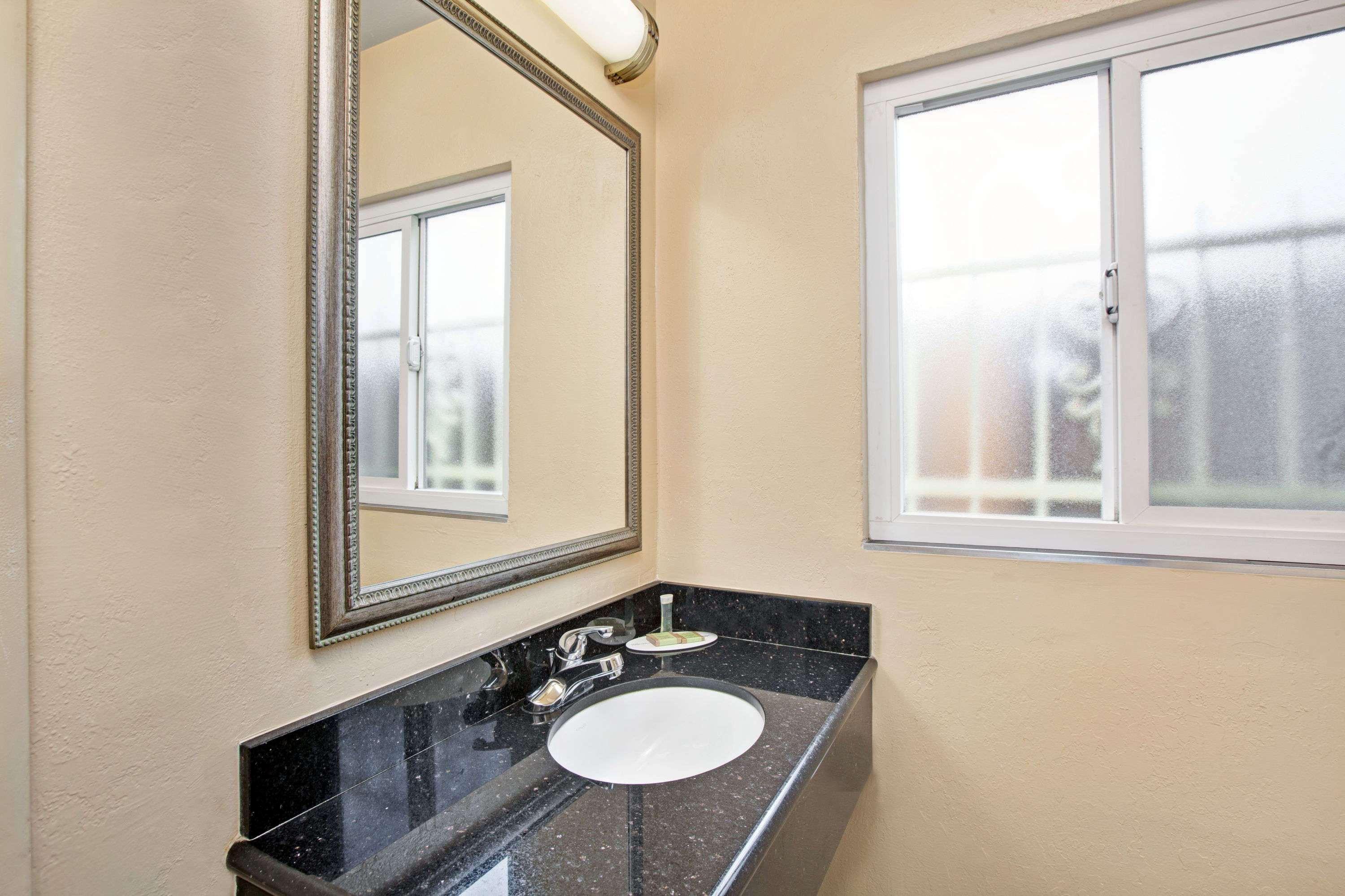 Super 8 By Wyndham Berkeley Μοτέλ Εξωτερικό φωτογραφία